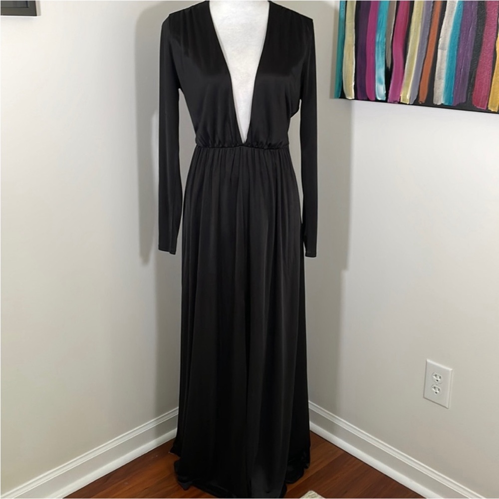 Express maxi dress, deep plunging neckline, very sexy M